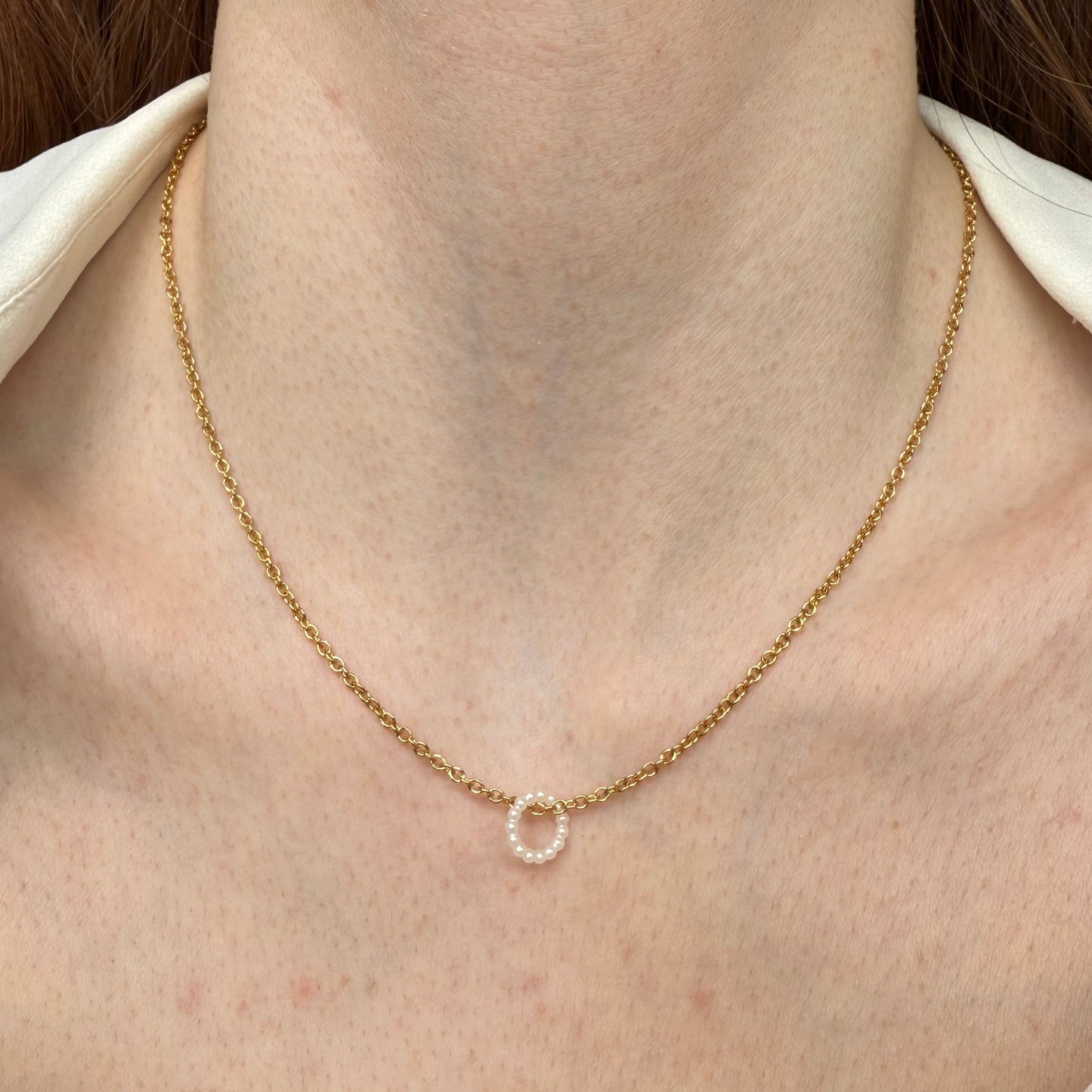 Collier Discret